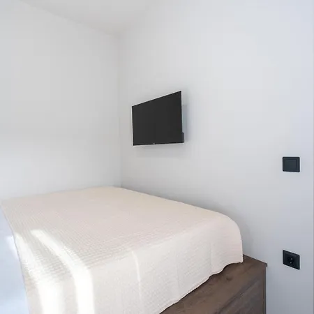 Sunny Sands Seaview *